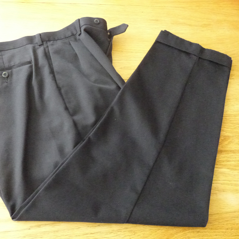 SAVANE Dark Navy Blue Chino Khaki Pants 36 x 32 Cotton EUC